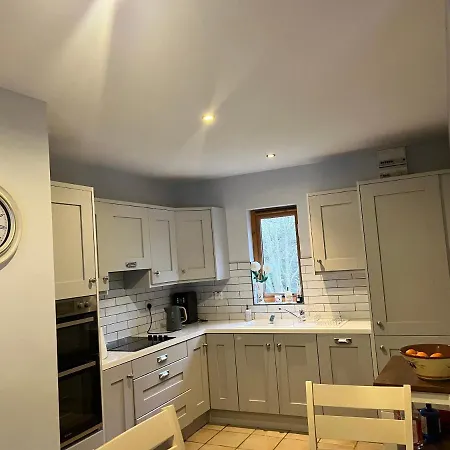 Сasa de vacaciones Beautiful Riverside Retreat In Blackwater, Wexford *