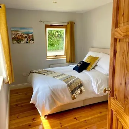 Сasa de vacaciones Beautiful Riverside Retreat In Blackwater, Wexford Blackwater